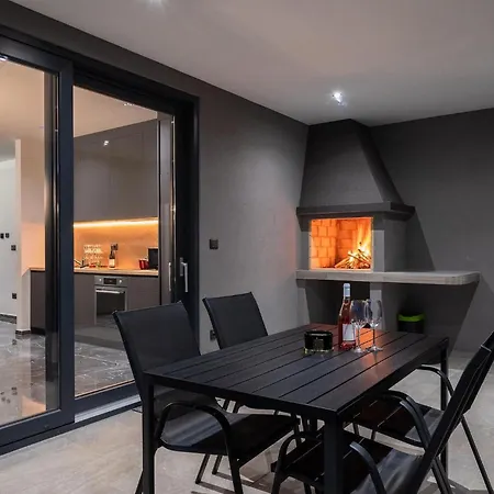 Alison Deluxe Ferienhaus Ruzici (Sveta Nedelja)
